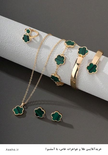 نیم ست ونکلیف سبز زیبا